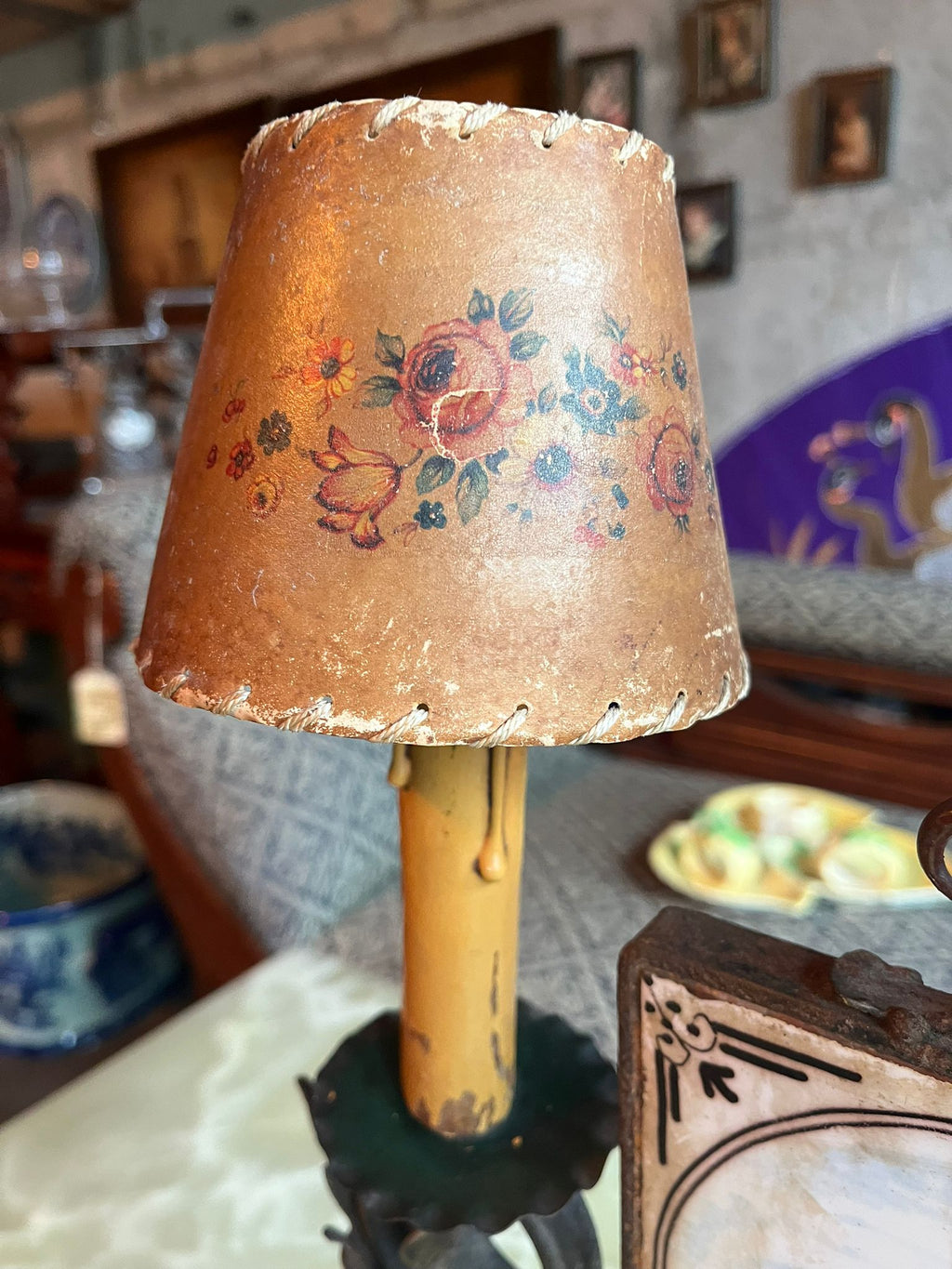 Vintage wrought iron and ceramic plate table lamp