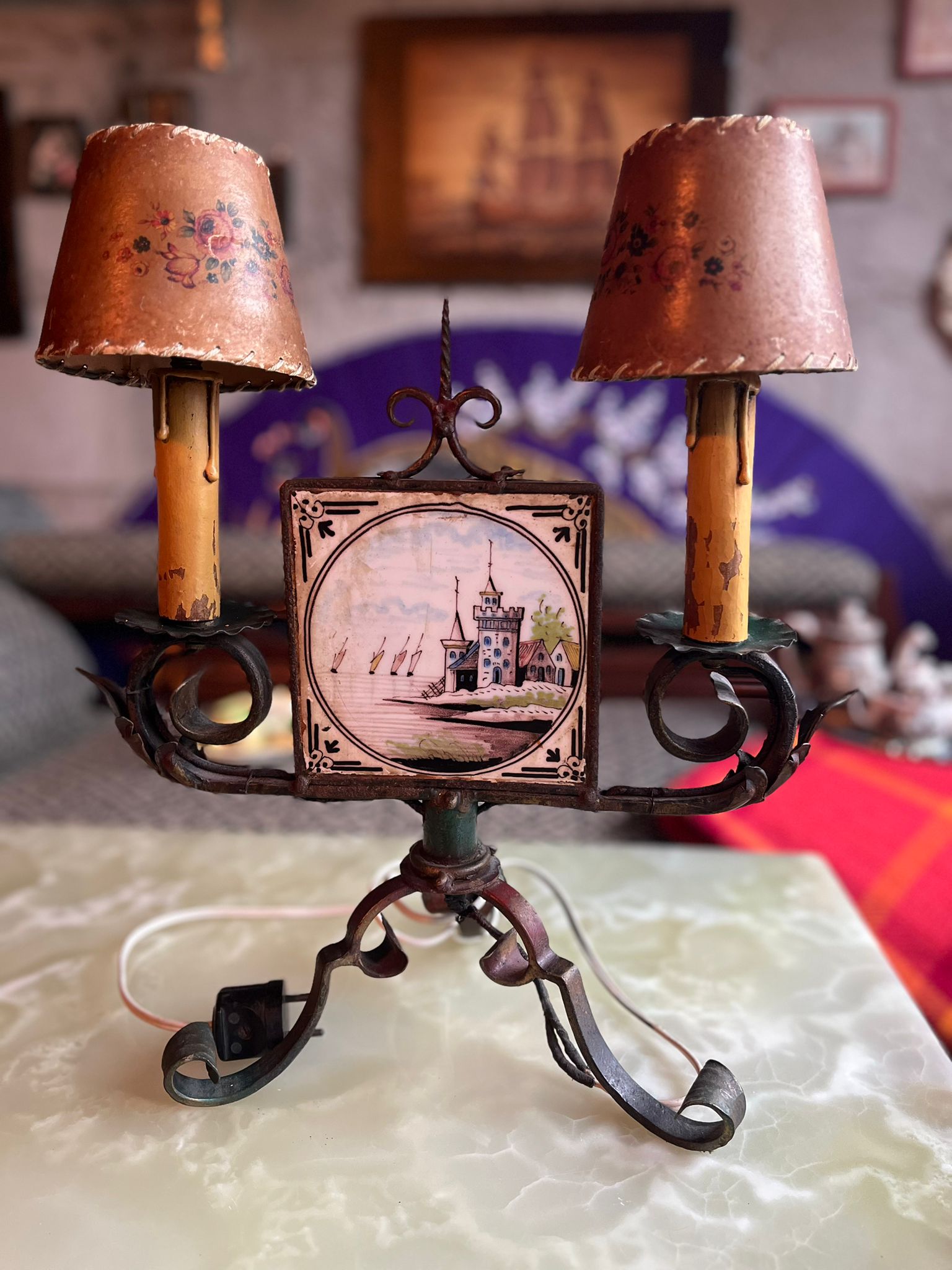 Vintage wrought iron and ceramic plate table lamp