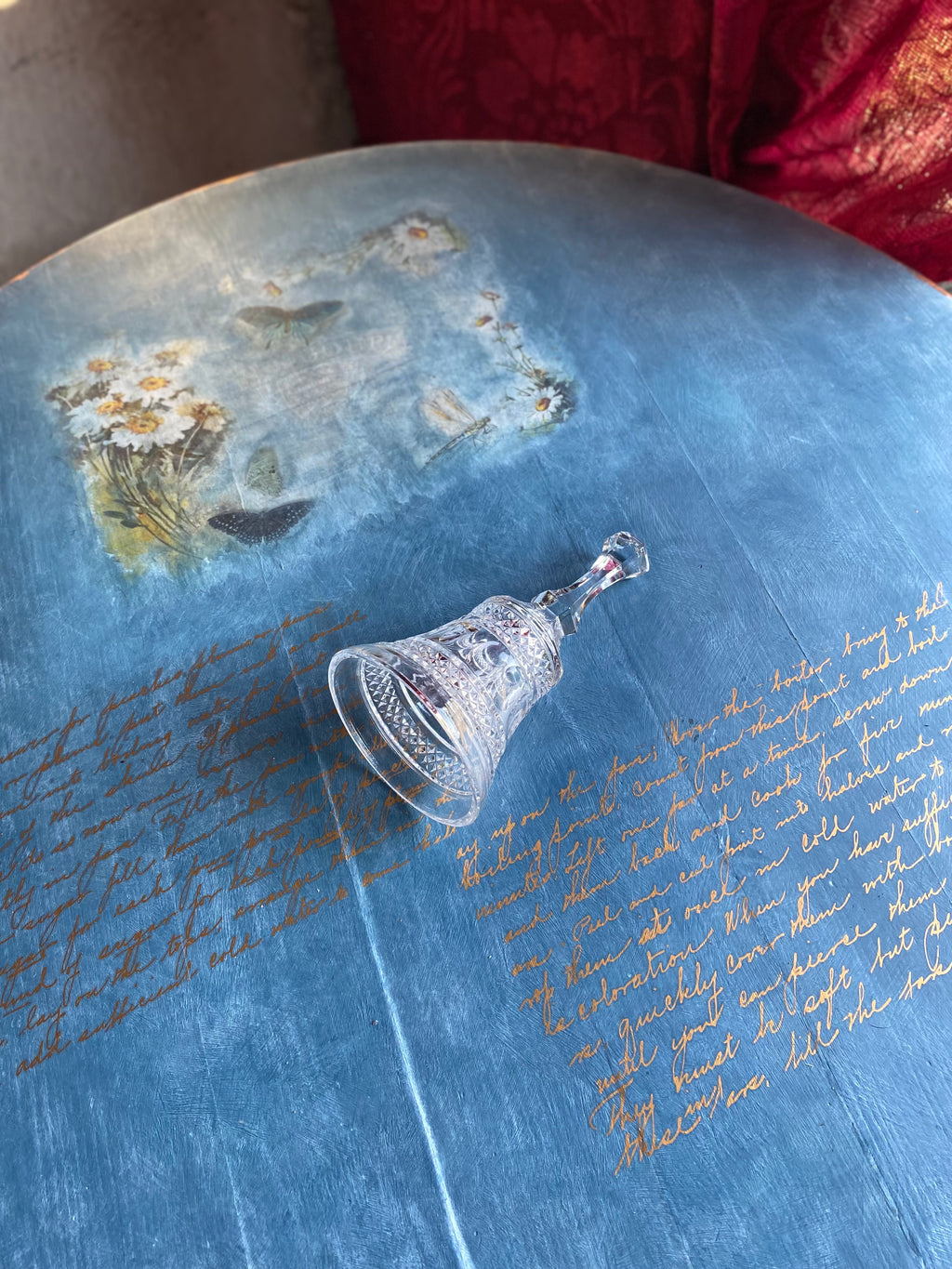 Vintage crystal bell with cut pattern
