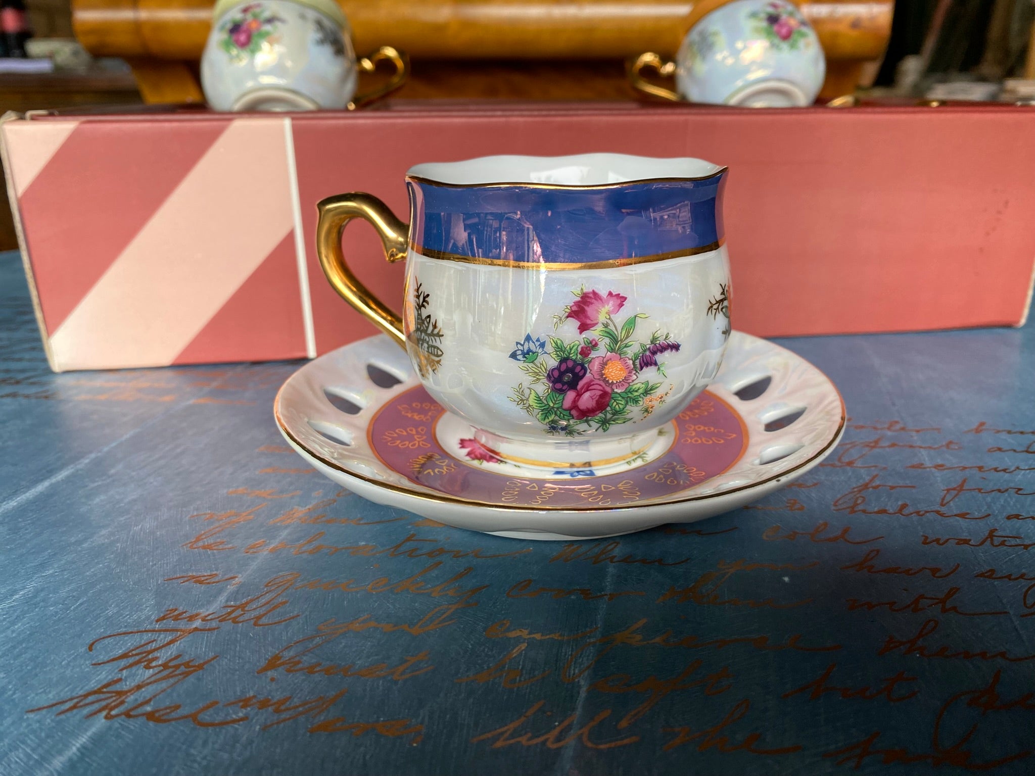 Täiskomplekt – Vintage KANEZEN Jaapani portselanist espressotassid (karbis)
