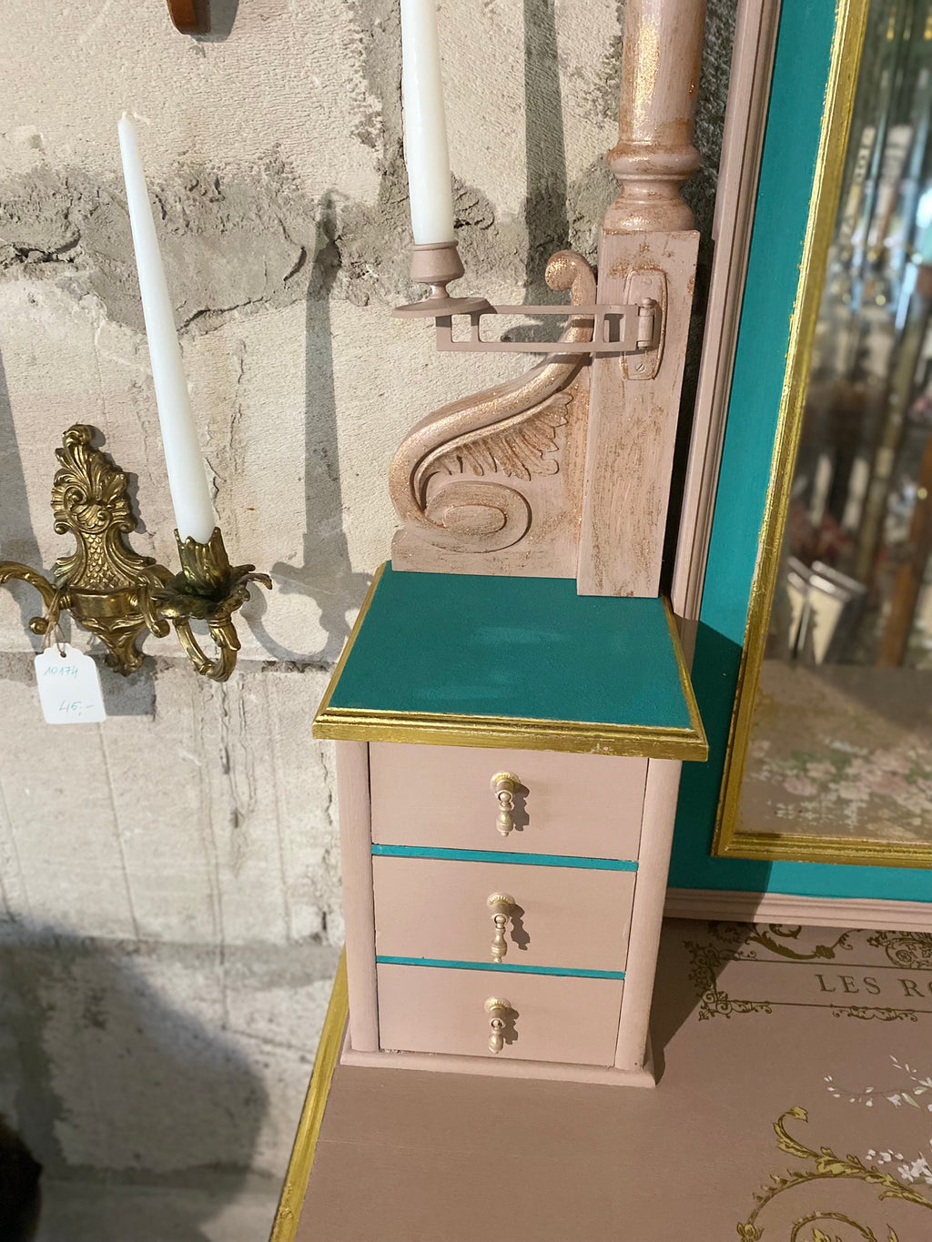 Romantic French style mirror table – "Les Roses de Saadi"