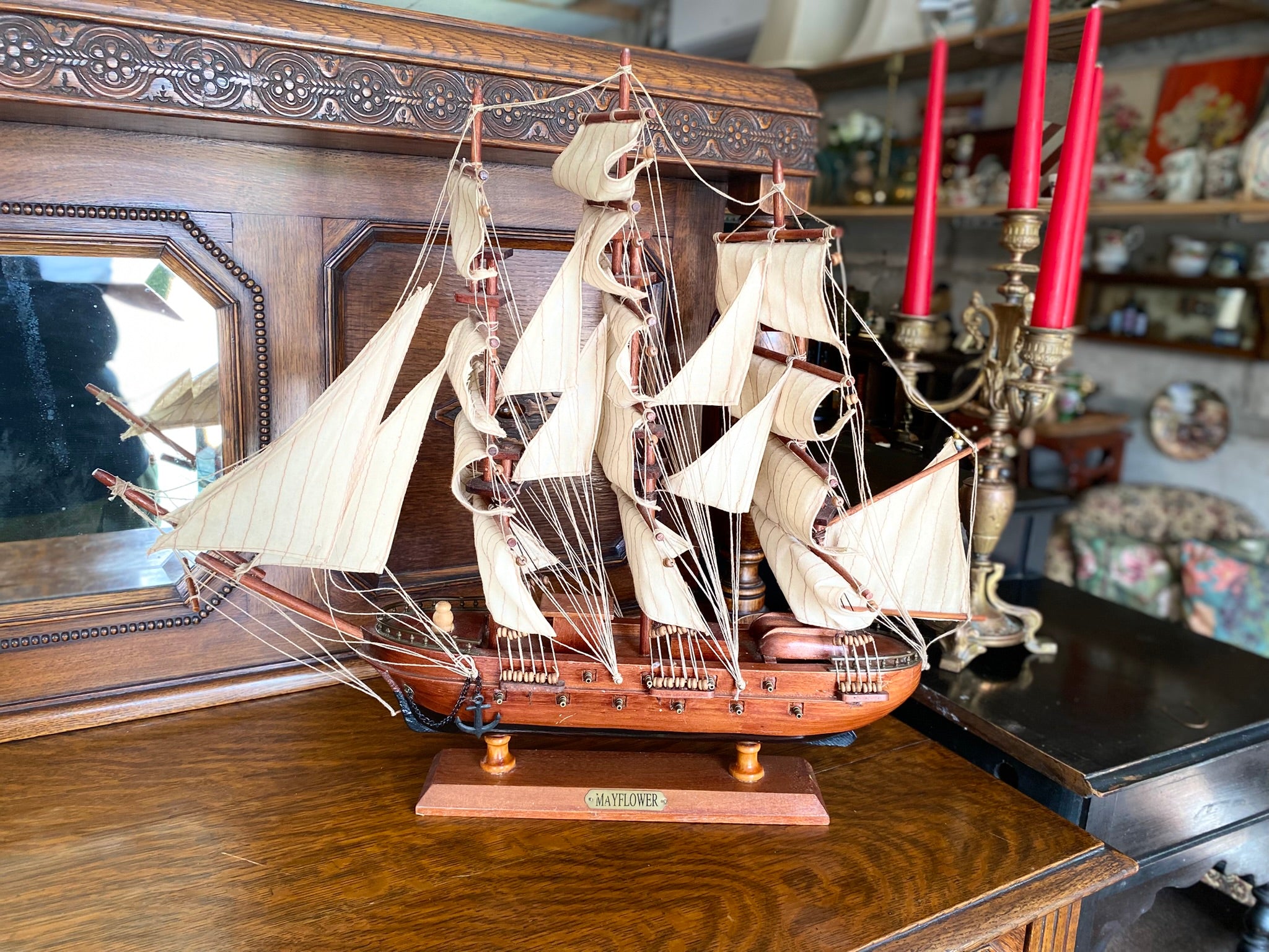 Vintage “Mayflower” purjelaeva mudel