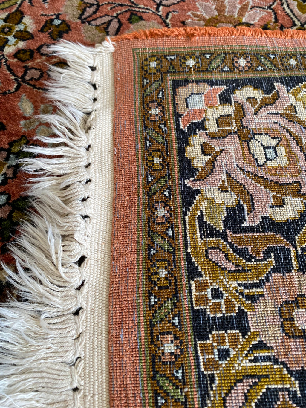 Vintage Kashmiri siidvaip – käsitsisõlmitud idamaine vaip