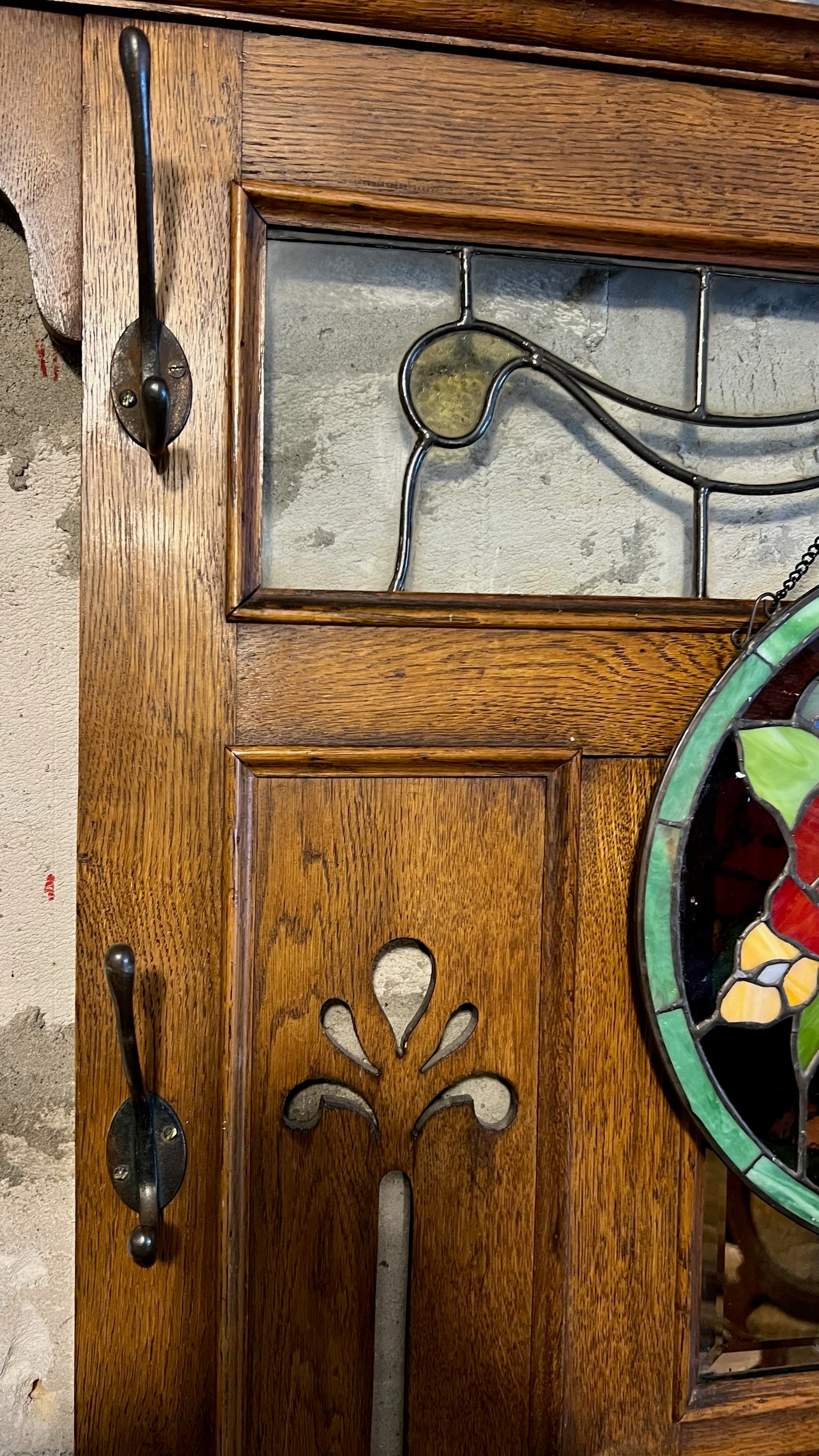 Antique Arts & Crafts style oak hall cabinet / wall shelf