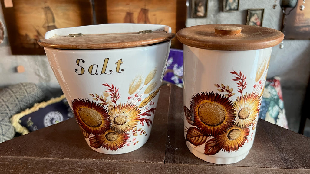 Beautiful vintage kitchen jar set from England
