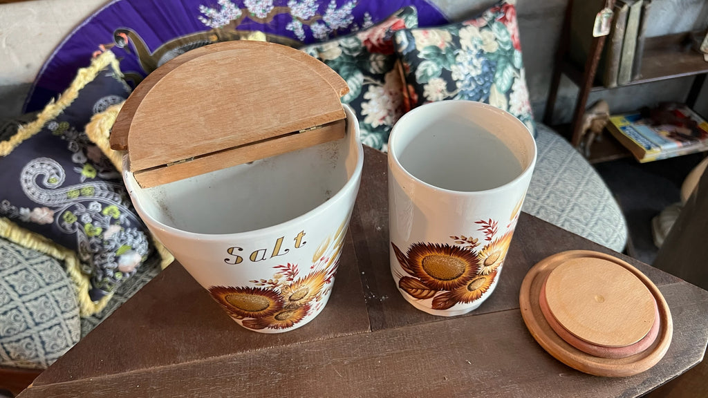 Beautiful vintage kitchen jar set from England