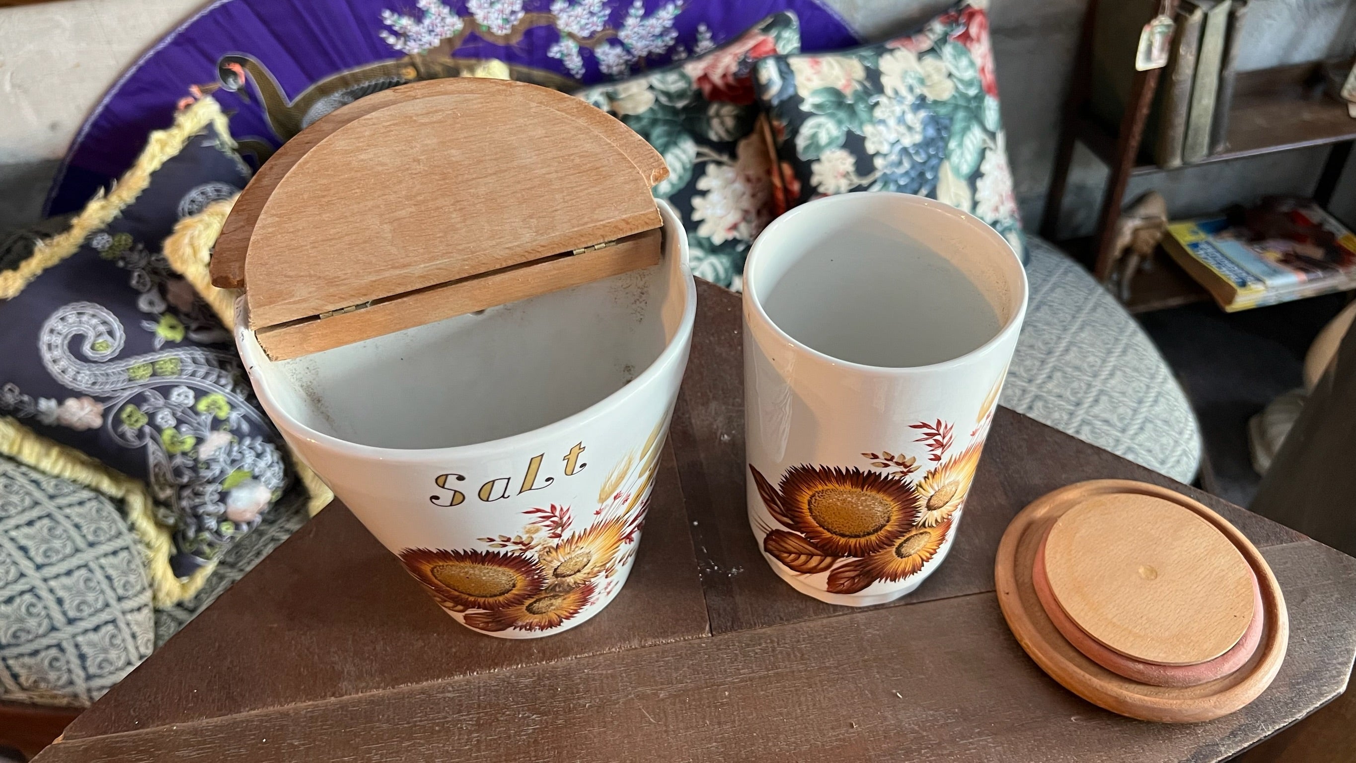 Beautiful vintage kitchen jar set from England