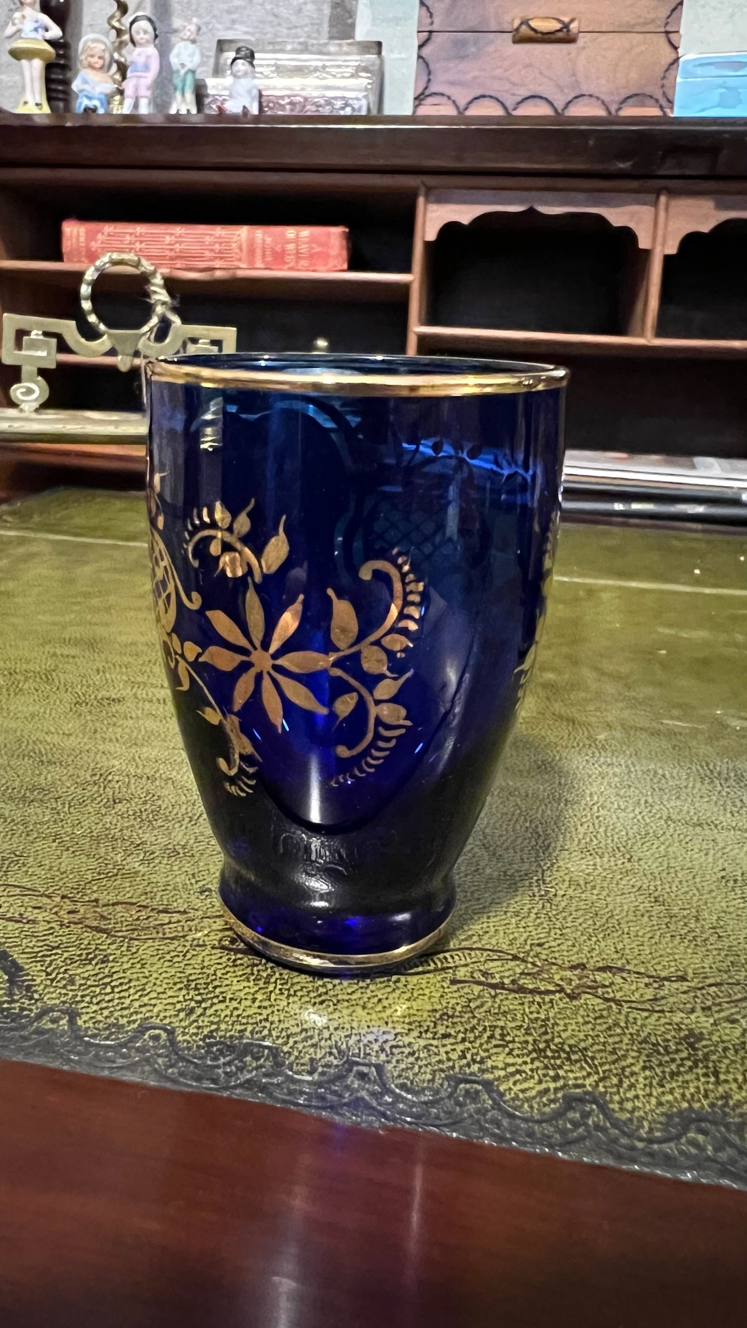 Bohemian cobalt blue glass vase and 3 cups