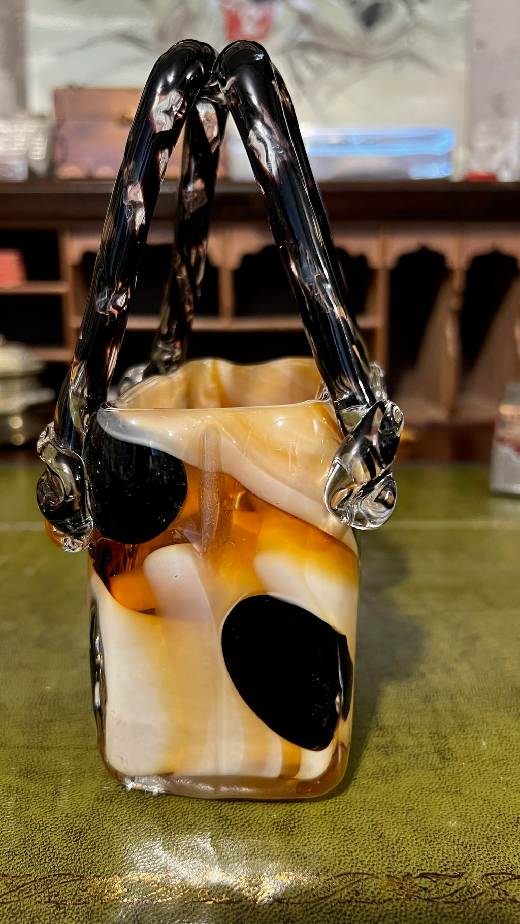 Handmade art glass handbag sculpture (Vincenza Collection)