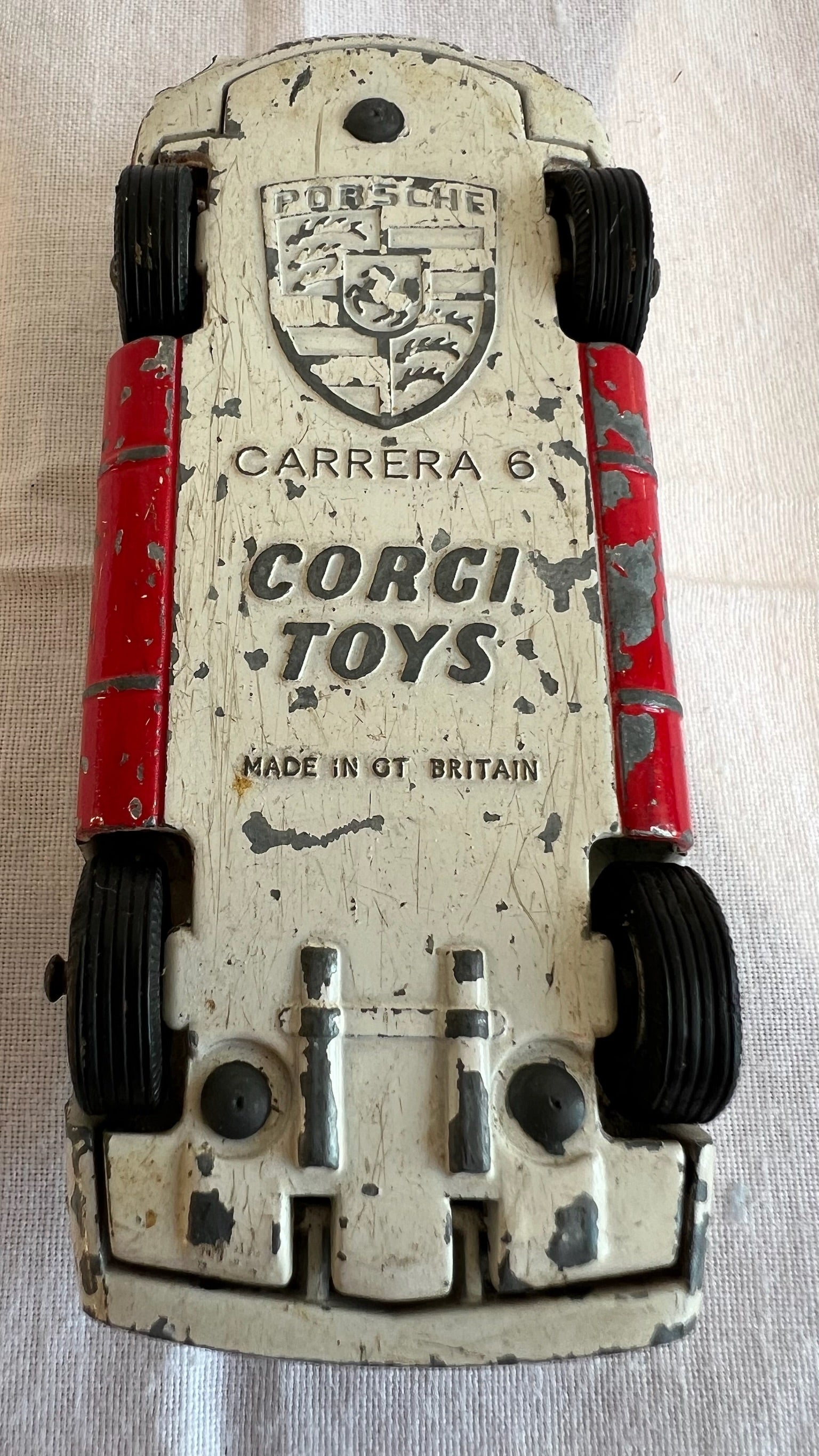 Corgi Toys - Porsche Carrera 6 (No. 330)