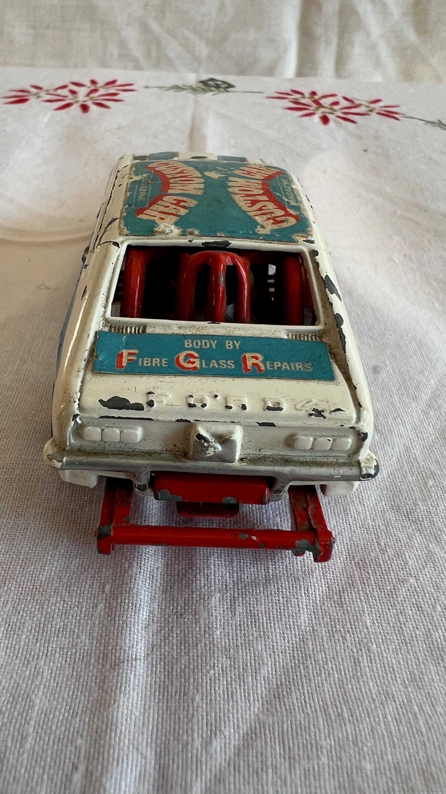 Corgi Toys - Ford Capri “Glowworm” Dragster (#341)