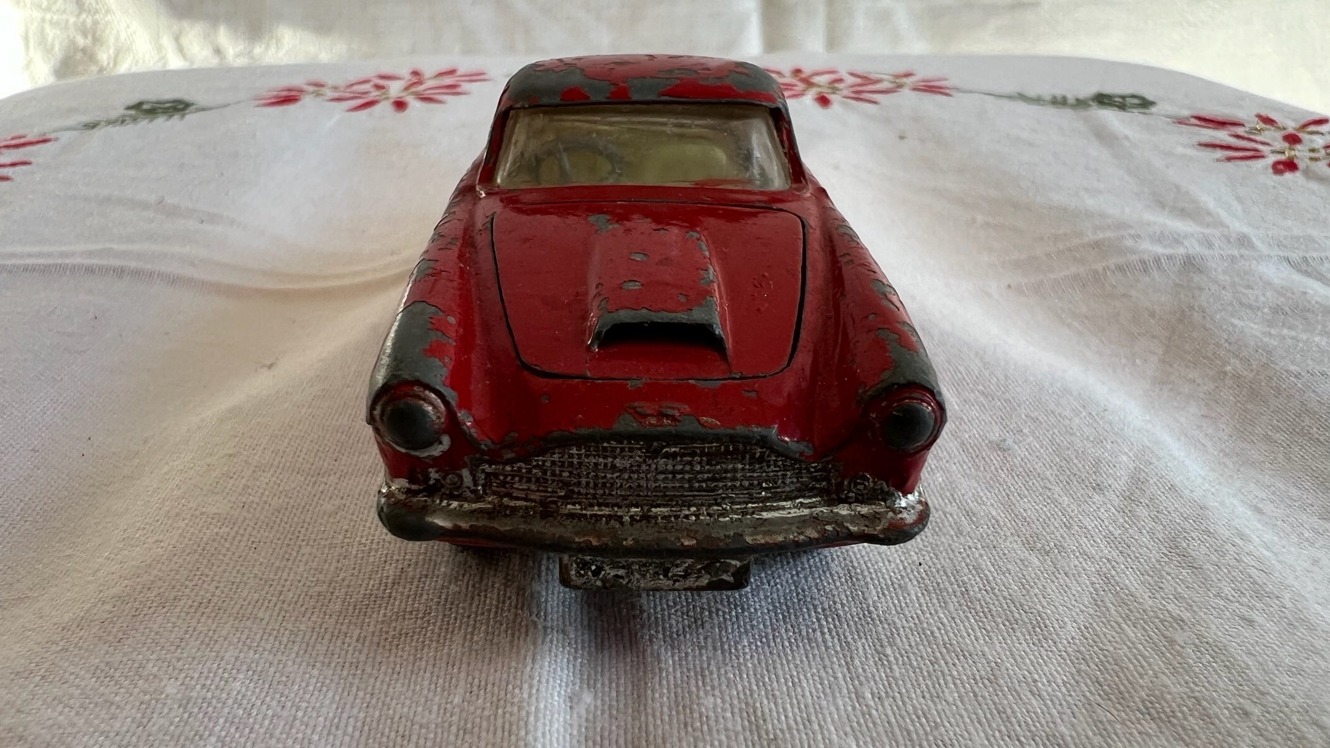 Corgi Toys - Aston Martin DB4 (#218)