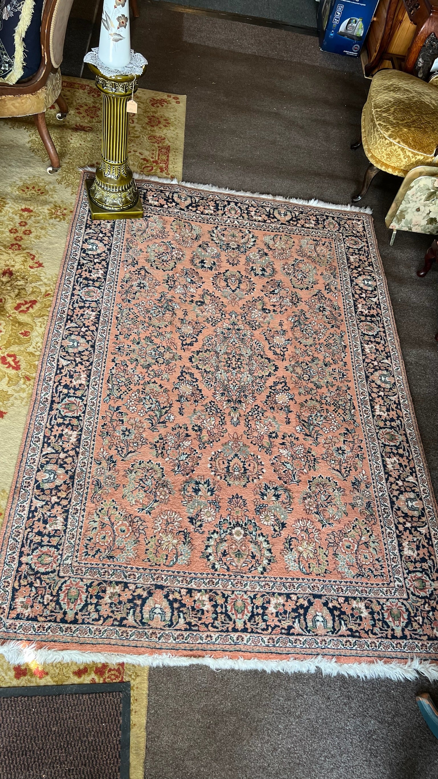 Hand-knotted Saroucki style rug – India